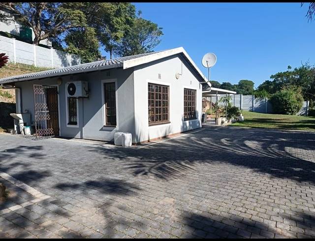 3 BEDROOM PROPERTY TO RENT IN SEA VIEW